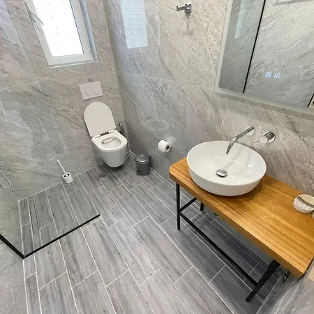 Lägenhet Hysa Studio's & Sarandë