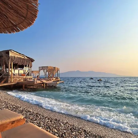 Hysa Studio's & * Sarandë