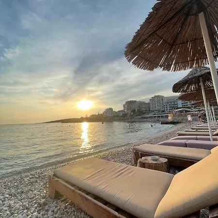 Hysa Studio's & * Sarandë
