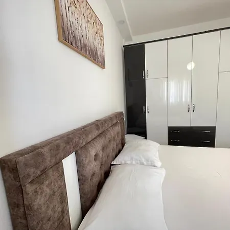 Hysa Studio's & Apartment